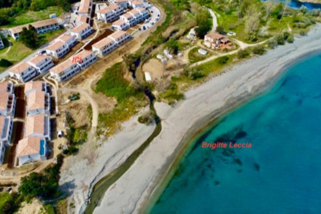 Studio Sur La Plage Tout Confort Daire Linguizzetta Dış mekan fotoğraf